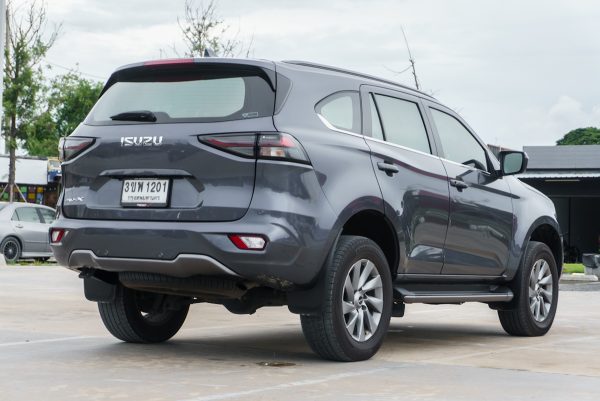 ISUZU MU-X 1.9 ELEGANT AT 2022 - Image 10