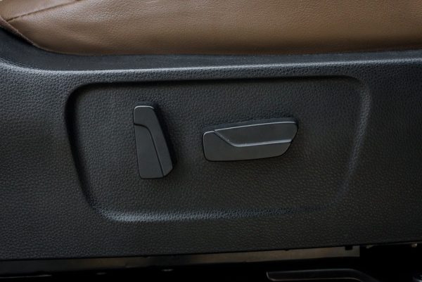 ISUZU MU-X 1.9 ELEGANT AT 2022 - Image 12