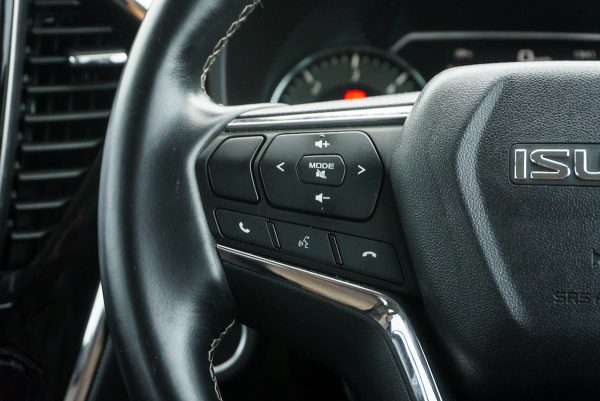 ISUZU MU-X 1.9 ELEGANT AT 2022 - Image 24