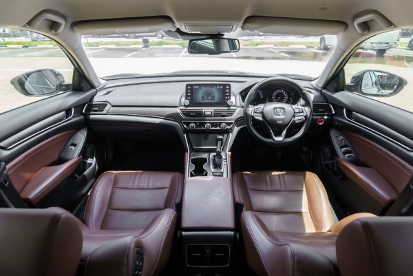 HONDA ACCORD 2.0 HYBRID AT 2021 - Image 16