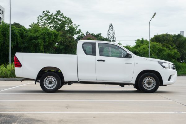 TOYOTA REVO SMARTCAB 2.4 J MT 2016 (1ฒศ4112) - Image 6