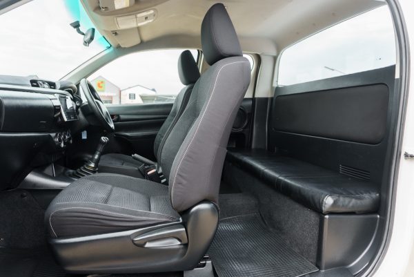 TOYOTA REVO SMARTCAB 2.4 J MT 2016 (1ฒศ4483) - Image 14