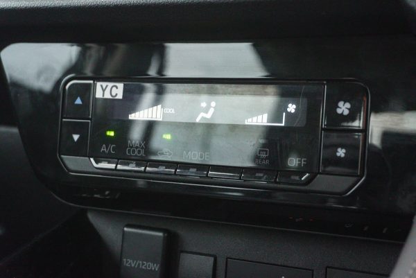 TOYOTA YARIS ATIV 1.2 SMART AT 2022 - Image 25