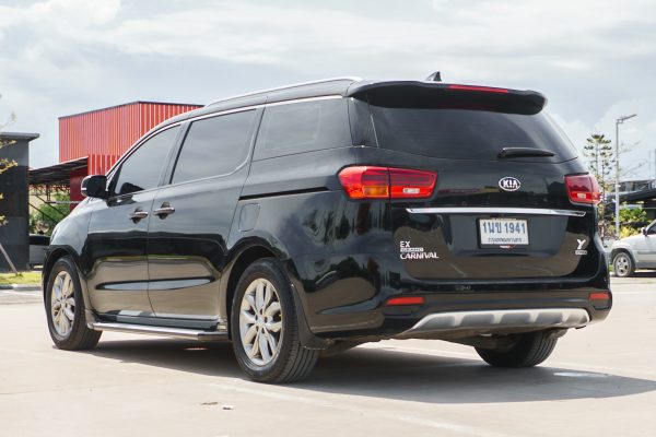KIA GRAND CARNIVAL 2.2 EX AT ปี 2020 - Image 8