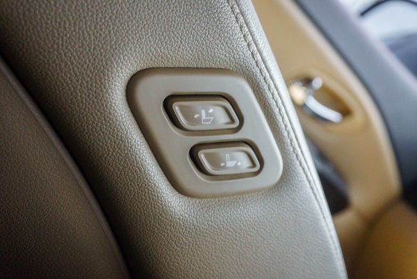 KIA GRAND CARNIVAL 2.2 EX AT ปี 2020 - Image 14