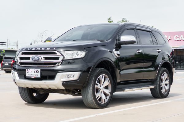 FORD EVEREST 3.2 TITANIUM PLUS 4WD AT ปี 2016 - Image 3