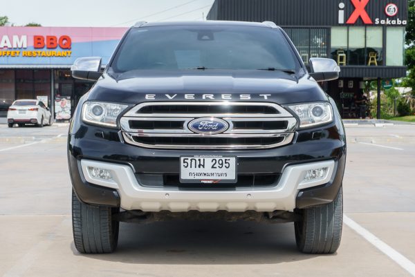 FORD EVEREST 3.2 TITANIUM PLUS 4WD AT ปี 2016 - Image 4