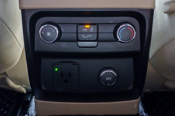 FORD EVEREST 3.2 TITANIUM PLUS 4WD AT ปี 2016 - Image 19