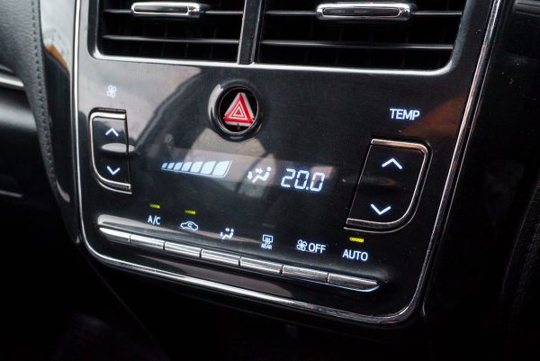 TOYOTA YARIS ATIV 1.2 S+ AT 2019 - Image 24