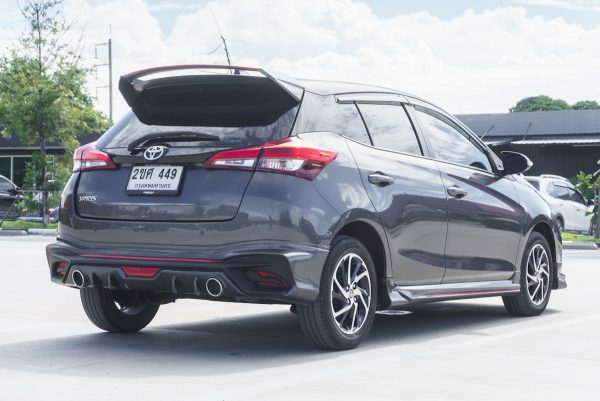 TOYOTA YARIS 1.2 SPORT AT 2021 - Image 10