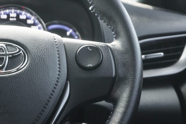 TOYOTA YARIS 1.2 SPORT AT 2021 - Image 18