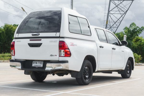 TOYOTA REVO 2.4 CAB4 Z EDITION J PLUS MT ปี2020 - Image 10