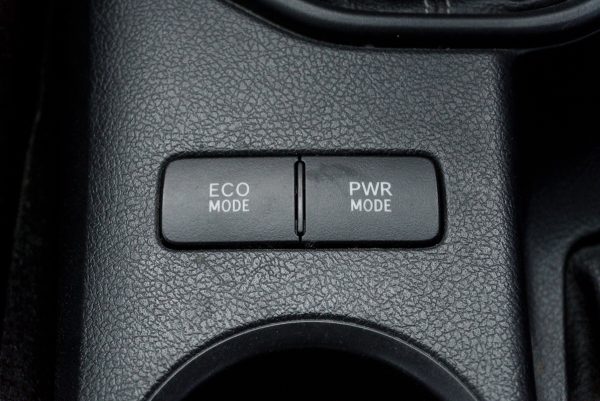 TOYOTA REVO 2.4 CAB4 Z EDITION J PLUS MT ปี2020 - Image 23