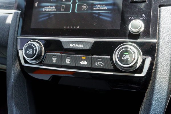 HONDA CIVIC 1.8 EL AT ปี 2019 (8กส1301) - Image 28