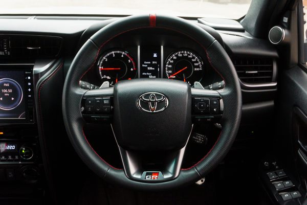 TOYOTA FORTUNER 2.8 GR SPORT 4WD AT ปี 2022 - Image 23