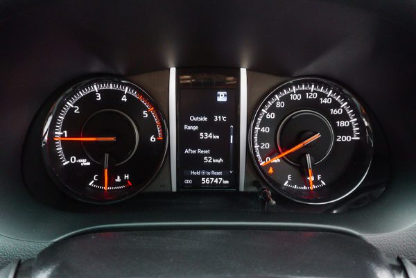 TOYOTA FORTUNER 2.8 GR SPORT 4WD AT ปี 2022 - Image 40