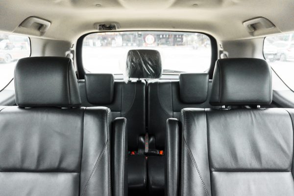 TOYOTA INNOVA 2.8 CRYSTA V AT 2017 - Image 24