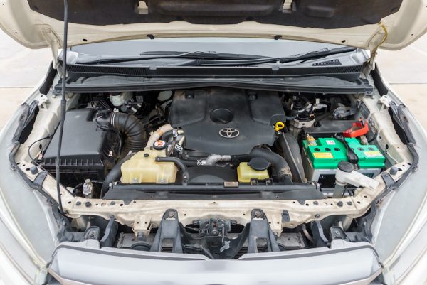 TOYOTA INNOVA 2.8 CRYSTA V AT 2017 - Image 37