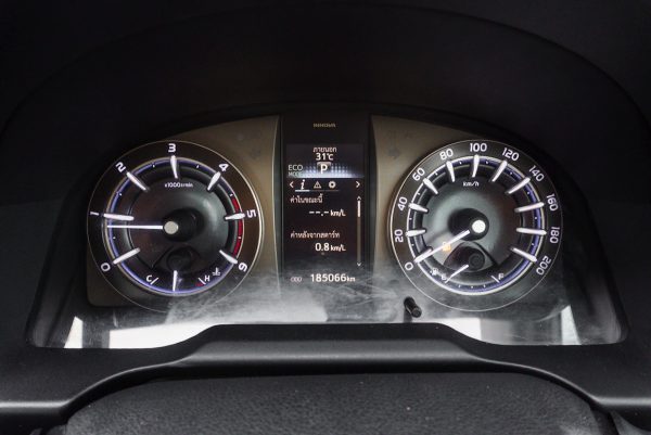 TOYOTA INNOVA 2.8 CRYSTA V AT 2017 - Image 39