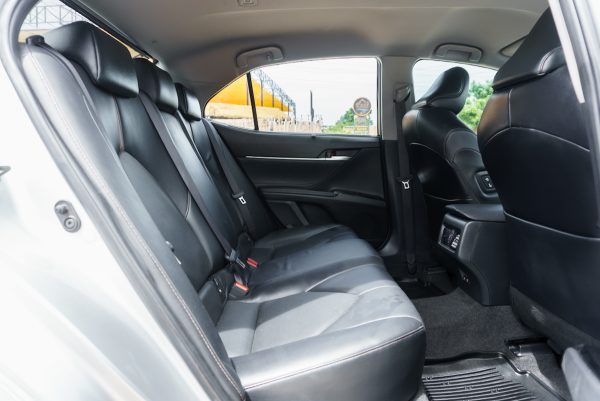 TOYOTA CAMRY 2.0 G AT ปี 2018 (5กณ8143) - Image 12