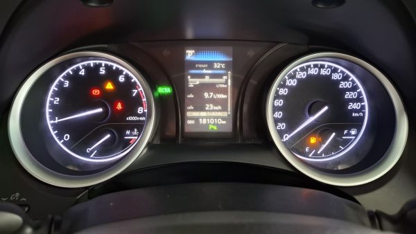 TOYOTA CAMRY 2.0 G AT ปี 2018 (5กณ8142) - Image 38