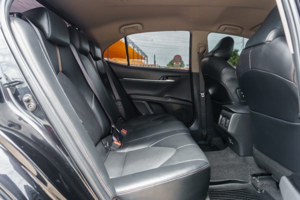TOYOTA CAMRY 2.0 G AT ปี 2018 (2ขช3852) - Image 12
