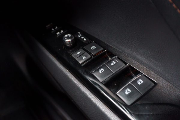 TOYOTA CAMRY 2.0 G AT ปี 2018 (2ขช3852) - Image 24