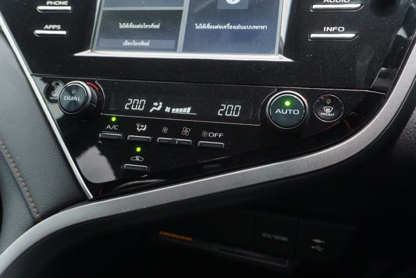 TOYOTA CAMRY 2.0 G AT ปี 2018 (2ขช3852) - Image 32