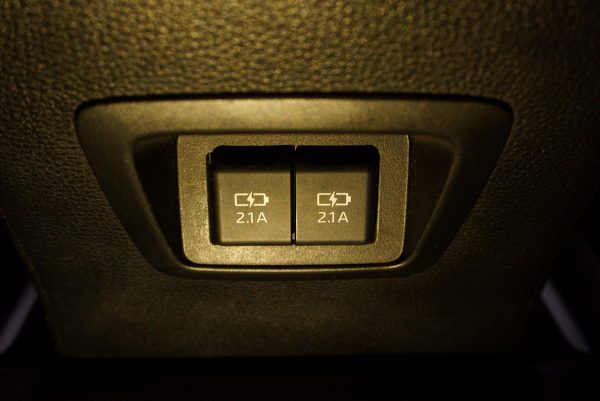 TOYOTA COROLLA CROSS 1.8 HYBRID SMART ปี2022 - Image 17
