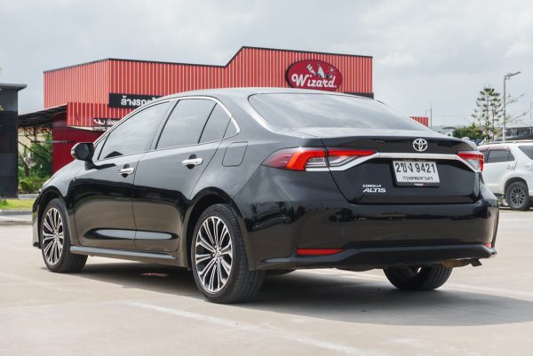 TOYOTA ALTIS 1.8 SPOTS AT ปี2021 - Image 8