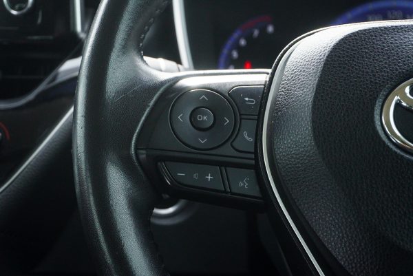 TOYOTA ALTIS 1.8 SPOTS AT ปี2021 - Image 19