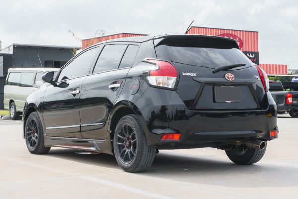TOYOTA YARIS 1.2J AT ปี 2016 - Image 8