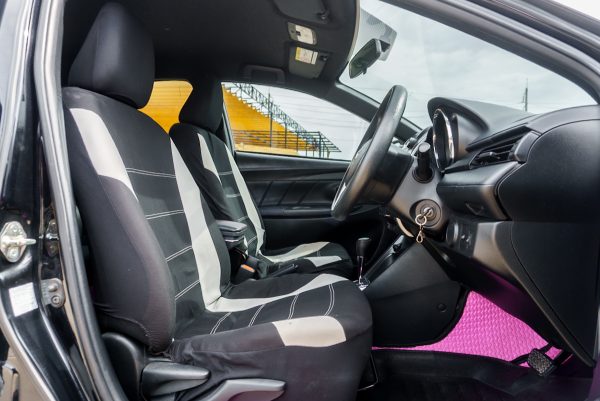 TOYOTA YARIS 1.2J AT ปี 2016 - Image 11