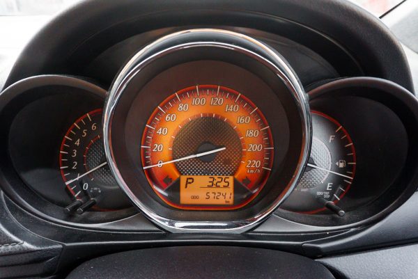 TOYOTA YARIS 1.2J AT ปี 2016 - Image 24