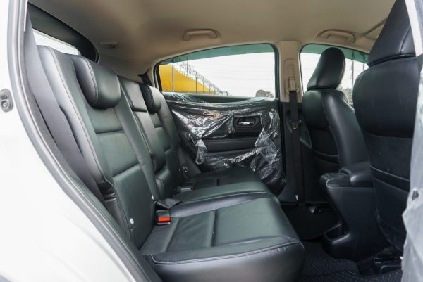 HONDA HR-V 1.8 E AT ปี 2015 - Image 12