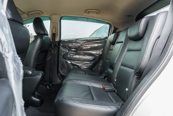 HONDA HR-V 1.8 E AT ปี 2015 - Image 13