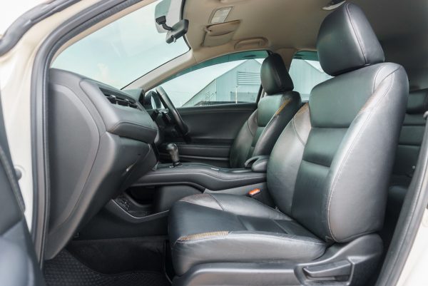 HONDA HR-V 1.8 E AT ปี 2015 - Image 14