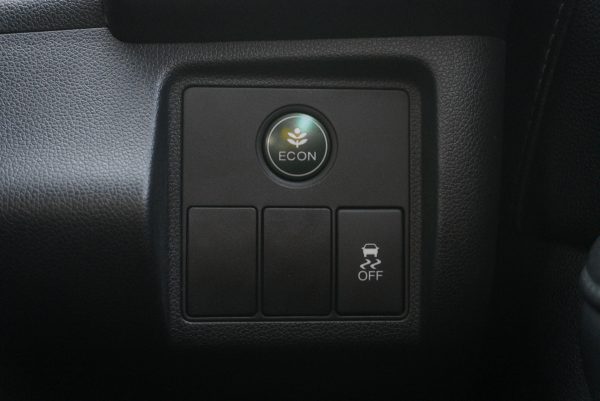 HONDA HR-V 1.8 E AT ปี 2015 - Image 21