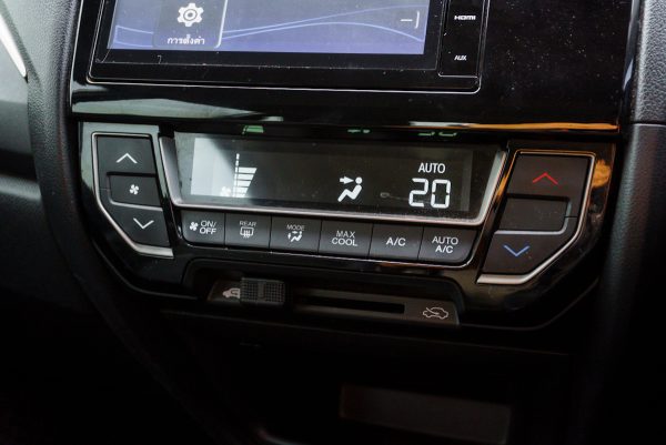 HONDA BR-V 1.5 V AT ปี2020 (9กฬ4044) - Image 22