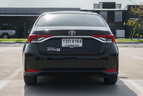 TOYOTA ALTIS 1.6 G AT ปี2021 - Image 9