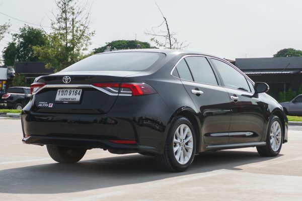 TOYOTA ALTIS 1.6 G AT ปี2021 - Image 10