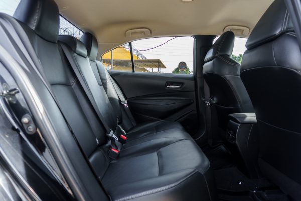 TOYOTA ALTIS 1.6 G AT ปี2021 - Image 12
