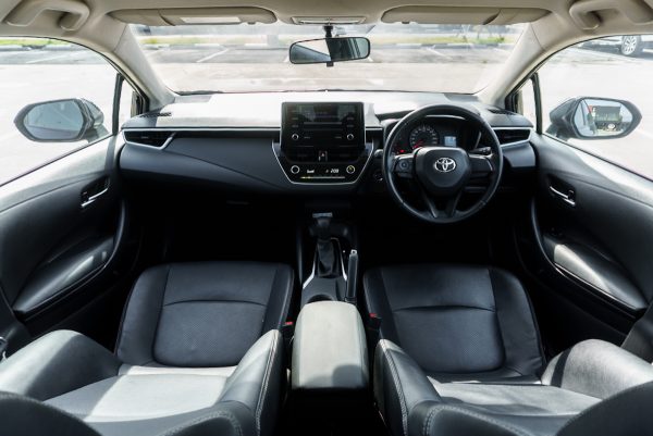 TOYOTA ALTIS 1.6 G AT ปี2021 - Image 15