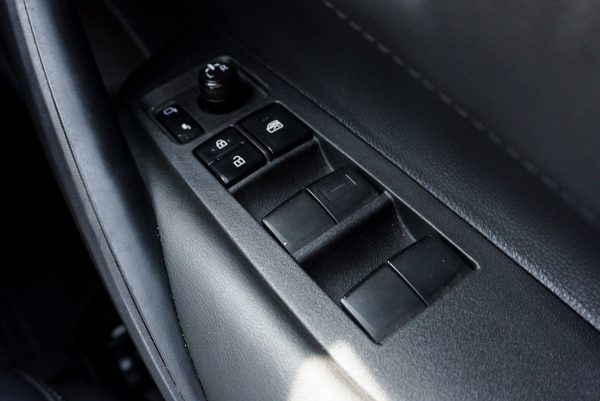 TOYOTA ALTIS 1.6 G AT ปี2021 - Image 19