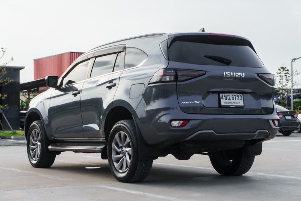 ISUZU MU-X 1.9 ELEGANT AT ปี2023 - Image 8