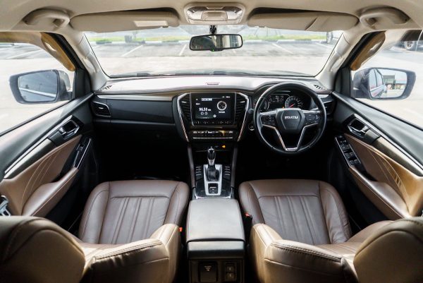 ISUZU MU-X 1.9 ELEGANT AT ปี2023 - Image 18