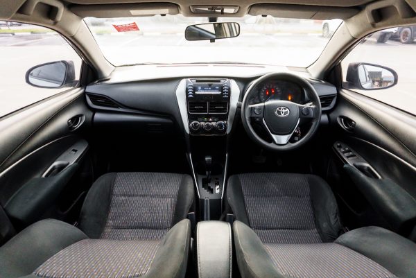 TOYOTA YARIS ATIV 1.2 ENTRY AT ปี 2020 - Image 15