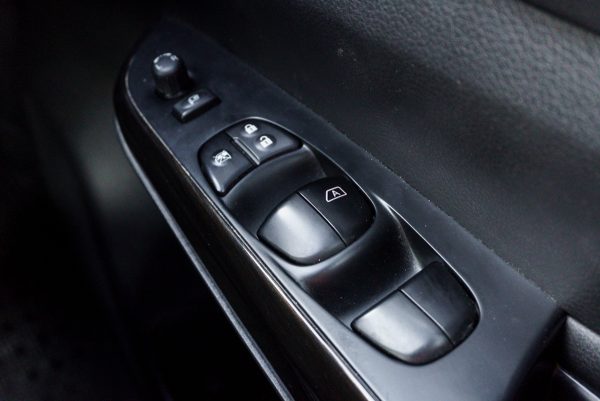 NISSAN TERRA 2.3 VL AT ปี2018 (1ขง6842) - Image 26