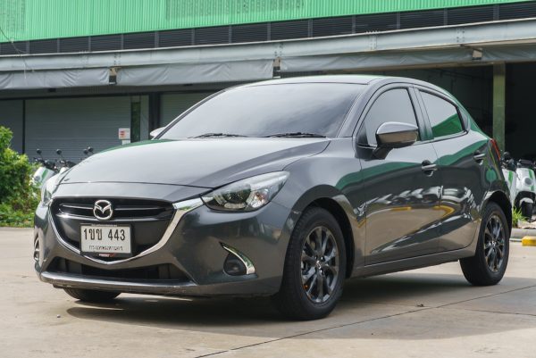 MAZDA 2 1.3 HIGH CONNECT AT ปี 2019 - Image 3