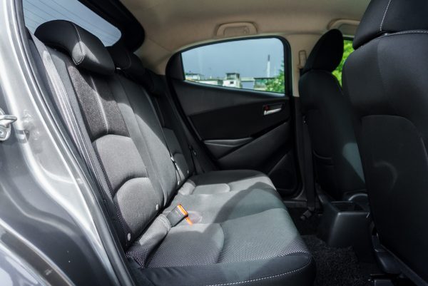 MAZDA 2 1.3 HIGH CONNECT AT ปี 2019 - Image 12